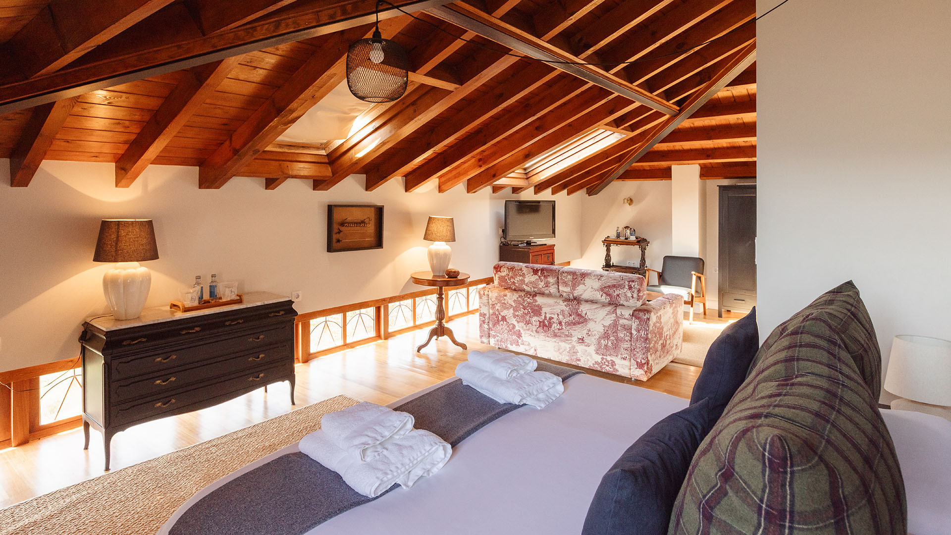 varwwwvhostsaviratodesign.comcasonadeindias.com .aviratodesign.comwp contentuploads1 2.jpg